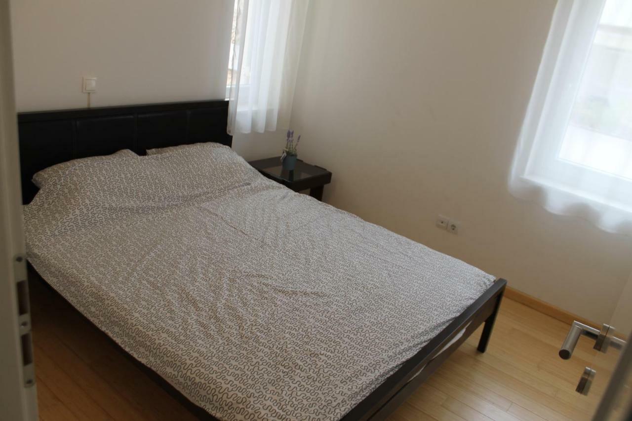 Apartman M&M Stara Novalja Exteriör bild